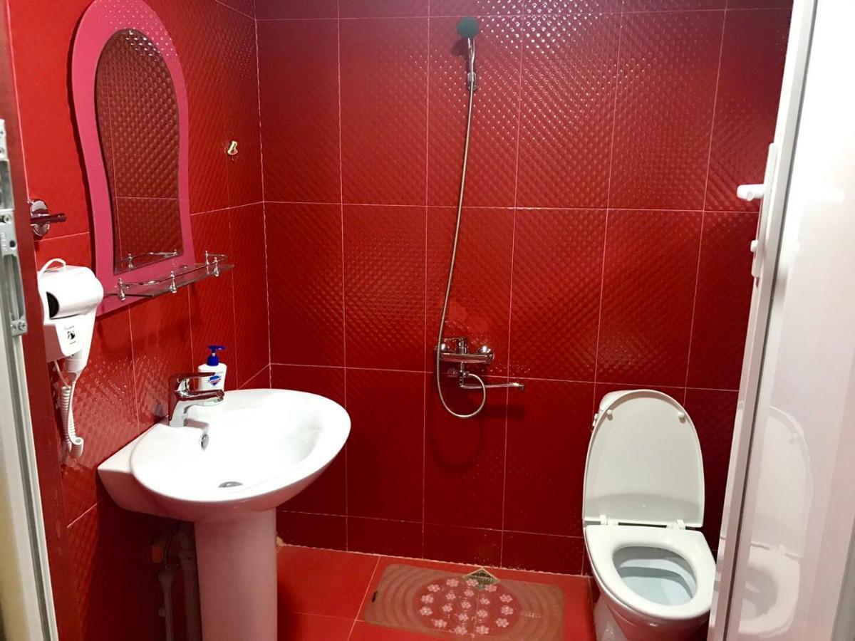 Sweet Memories Hotell Kutaisi Eksteriør bilde